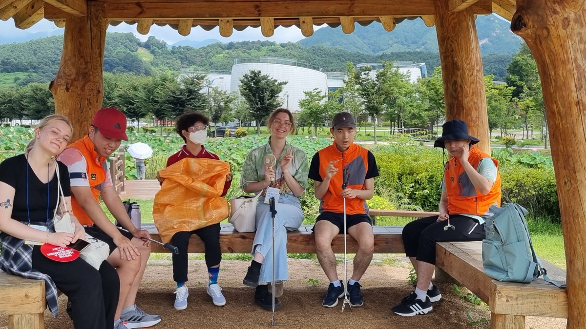 고객 참여 봉사여행